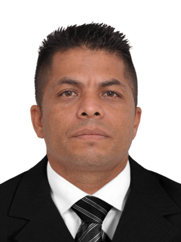 Eduardo V. Cabeza A.